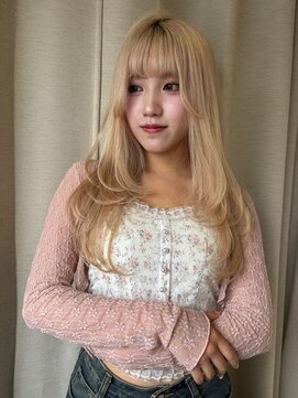 ココルアナ(coco luana) ハイトーンカラー/レイヤーカット/韓国/ケアブリーチ