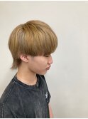 ウルフカット×ベージュカラー