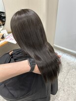 シカ 神戸三宮元町店(Cica)&nbsp;オリーブベージュ　透明感カラー　髪質改善　神戸　三宮