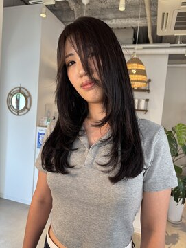 ココルアナ(coco luana) ブルーブラック/レイヤーカット/韓国/髪質改善