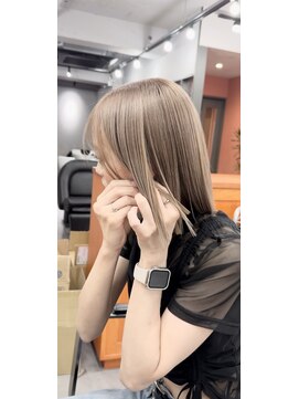 レブ 三条河原町(Reb,) 京都ボブ/京都ダブルカラー#タッセルボブ/ミルクティーベージュ