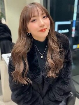 ブラウンカラー