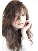 洗練系の甘辛ロングスタイル