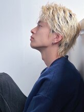 ブリーチ×スパイラルパーマ［梅田/中崎町/茶屋町/メンズサロン/メンズカット/メンズパーマ/カラー]