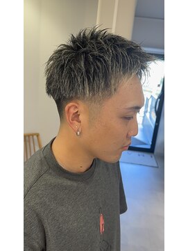 ヘアードレッシング イマイ(IMAI) 「フェード×ハイライトショート