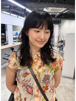 ナヌークカフラ(nanuk kafla)&nbsp;くせ毛っぽいロングパーマ、スタイリングはムース！