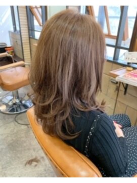 トリックスタンダードナチュラル(TRICK STANDARD Natural) ヌーディベージュカラー