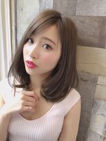 アン ビー(an B)&nbsp;【anB】カーキグレージュ×ワンレンミディ