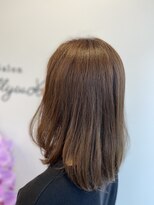サロン ハリウッド(Salon Hollywood) やわらかベージュ