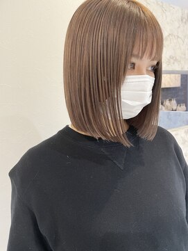 アルカディア(Arcadia) ストレートボブ、ベージュカラー