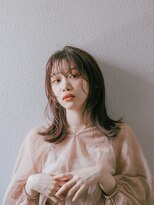 トゥ(TOE)&nbsp;顔まわりレイヤーとくびれミディアム