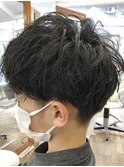 MEN'S HAIR  センターパート　ツイストスパイラル　コンマヘア