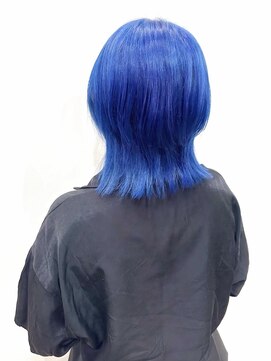 ホワイト 梅田(white) ＊高彩度＊ウルフ×ブルー