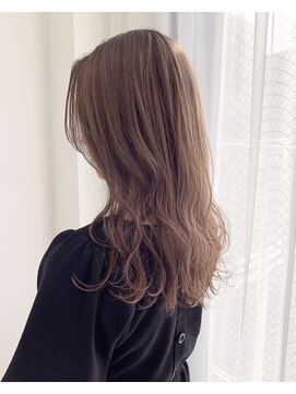 ヨーク(YOKE) YOKE 大人かわいいレイヤーカットハイトーンピンクベージュロブ