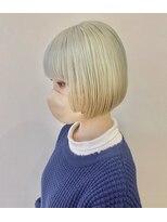 ロエン 西岡崎店(ROEN) #ミニボブ×ホワイトベージュ/ホワイトカラー/ミニボブ/20代
