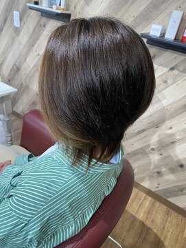 ルネッサンスヘアー ラファエロ(RAFFAELLO) くびれウルフ