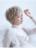 【La fith】 無造作ショート×ハイトーンカラー