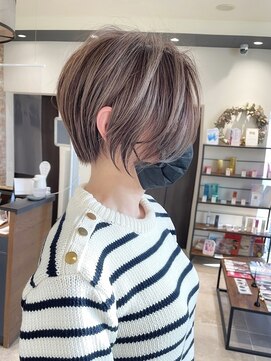 マグ ギンザ(mag ginza) 30代40代50代ショート白髪ぼかし白髪染め面長似合う髪型