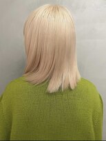 シーカ ニカイ(siika NIKAI)&nbsp;ホワイトカラー