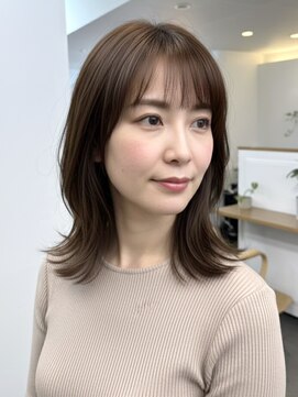 大人ミディアムレイヤー/前髪あり/30代40代50代