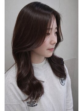 ジーナ 福岡藤崎(Zina) 顔周りレイヤー 外巻き ゆる巻き