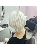 ルル 大宮駅東口(LULU)&nbsp;【小川 新大 ホワイトブロンド】