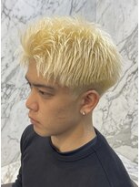ヘアーマルシェ(hair marche)&nbsp;金髪/ハイトーン刈り上げスパイキーショート