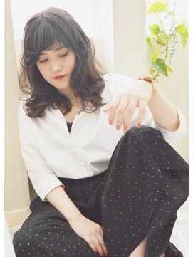 ヘアカフェ コトノハ(hair cafe Kotonoha) 【コトノハ】　くびれミディ　ふんわり　アンニュイ　スパイラル