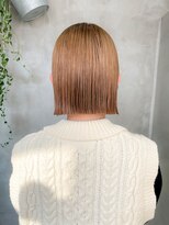 ベージュカラー　切りっぱなしボブ　パッツン　ワンレン　ボブ