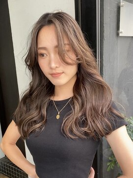 ノラ ウメダ(NORA UMEDA) 【NORA UMEDA 高木】外国人風ミルクティーハイライトカラー