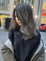 ソル オモテサンドウ 表参道 青山(SOL . OMOTESANDO)&nbsp;イヤリングカラーインナーカラーハイライトフェイスフレーミング