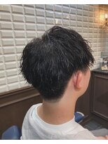 ルピナス 中田(Lupinus) 緩めスパイラルグレーパーマカラー