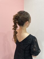 ネオココ(NeocoCO)&nbsp;ポニーテールアレンジ