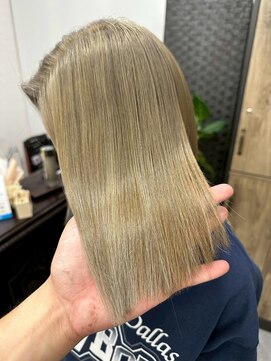 アミリー ひたち野うしく店(Amily) ハイライトバレイヤージュダブルカラーケアブリーチ20代30代