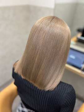 milktea greige [ダブルカラー／ブリーチ／髪質改善]