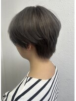 ジェナ(Jena) マッシュウルフ/グレージュ/ショート/横浜西口