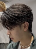 センターパート×フェザーパーマ　ハイライト　メッシュ
