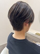 ユニカ オレ(UNIKA ore) 丸みを抑えたショート