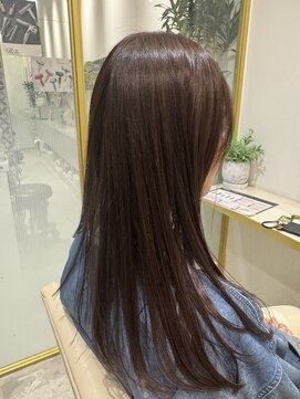 テラス アヴェダ 大丸心斎橋店(Terrace AVEDA) ツヤ感たっぷりナチュラルストレート！