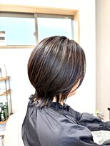 エオン(eon)&nbsp;ショートレイヤーウルフ【eon】#大人ボブ#レイヤー#白髪