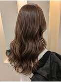 【ブリーチなしで叶える、透明感ベージュカラー】