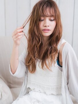 コム(com by neolive) ゆるウェーブロング