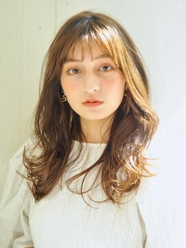 ビーチ(BEACH) 抜け感フェザーバングくびれヘアピンクグレージュ