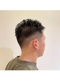 ソフトモヒメンズフェードカット_アップバング_メンズヘアセット