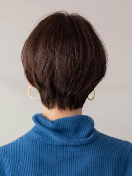 サーカス バイ ビュートリアム 青山(CIRCUS by BEAUTRIUM) マッシュショート20代30代40代大人可愛い暗髪うる艶髪青山表参道