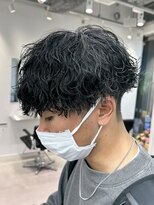 フィフス 天神大名(fifth)&nbsp;メンズマッシュパーマニュアンスパーマスパイラルパーマ刈り上げ