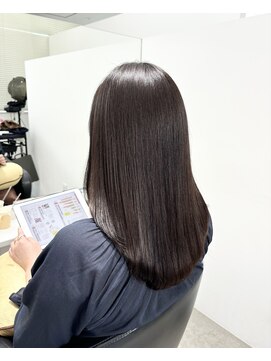 イレス 新札幌店(IRESU) ドレスヘア/ショコラアッシュ/弱酸性縮毛矯正/髪質改善/新札幌
