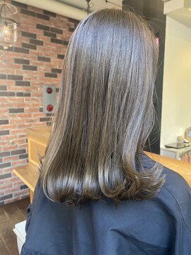 メイクス 表参道(MAKE'S omotesando) イルミナカラー/外ハネミディアム