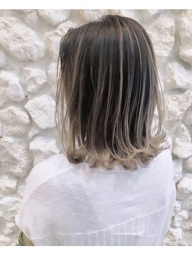 モアナバイヘッドライト 浦添店(Moana by HEADLIGHT) Moana【浦添】#バレイヤージュ#シャドウルーツ#そとはねボブ