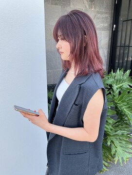 メゾン アヴァロ(Maison Avallo) モーブピンクのフェイスレイヤーミディアム